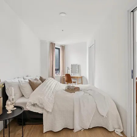Seaside Apartment *